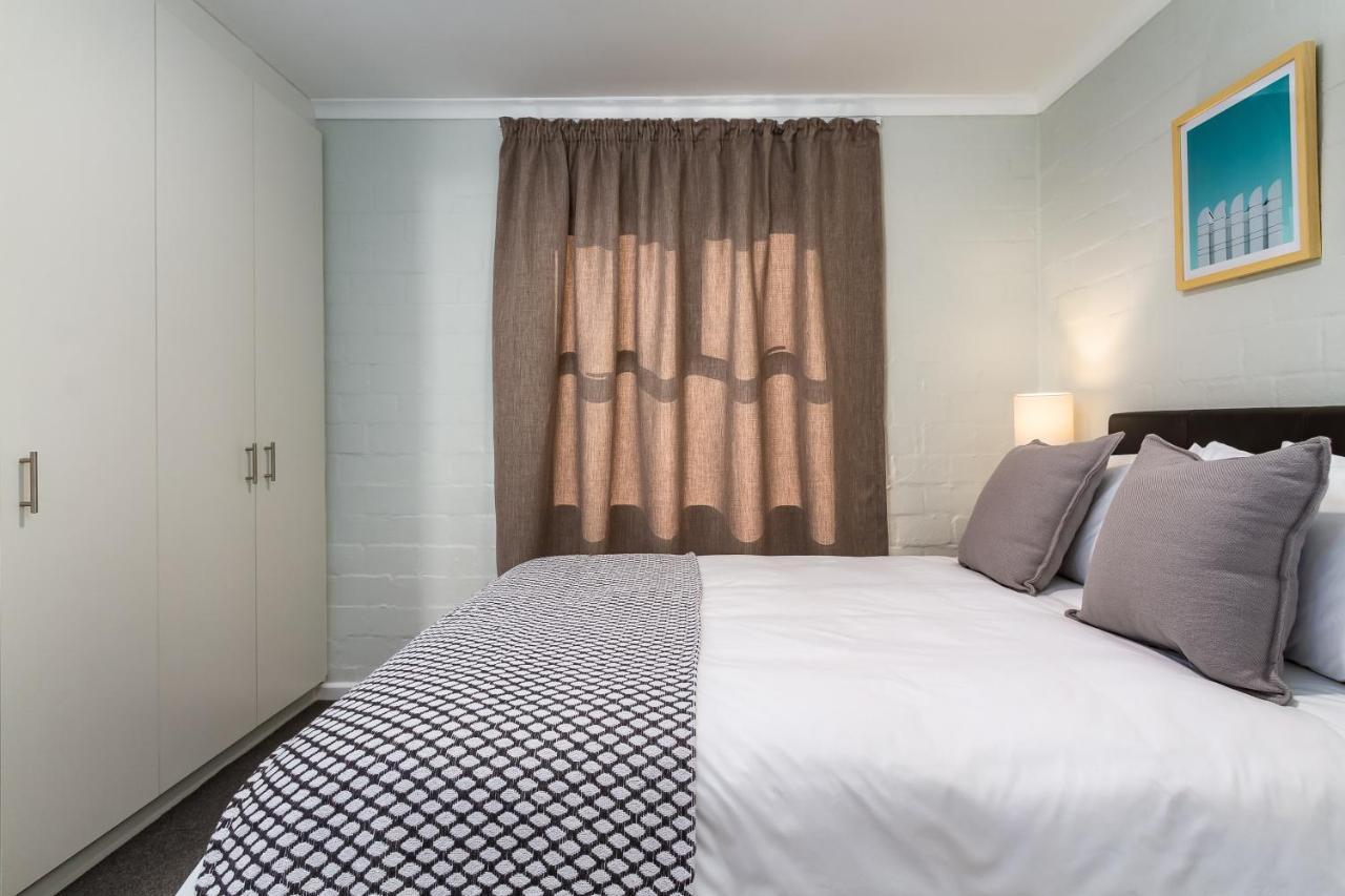 Wink Aparthotel Eaton Square Le Cap Extérieur photo