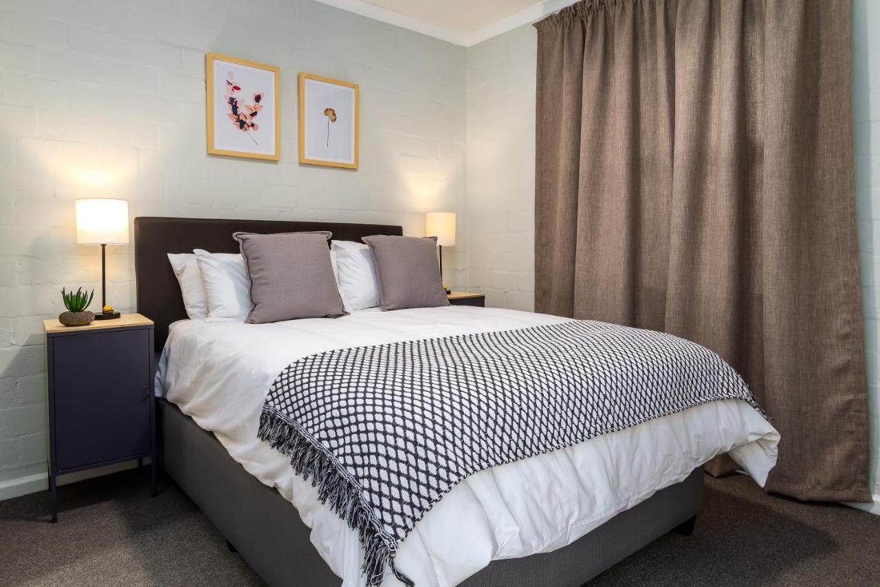 Wink Aparthotel Eaton Square Le Cap Extérieur photo